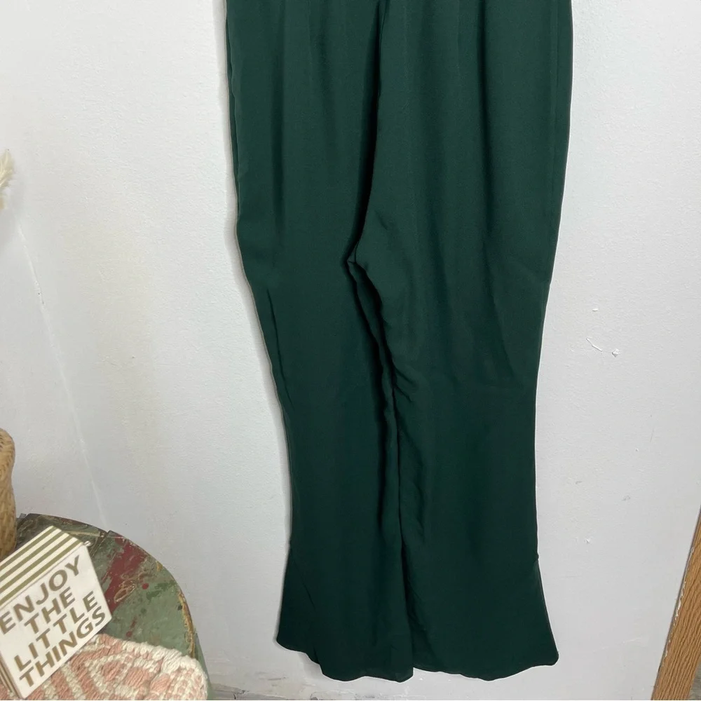 FAME& PARTNERS Green The Ellis Jumpsuit Flare Leg Size 2 Ruffle